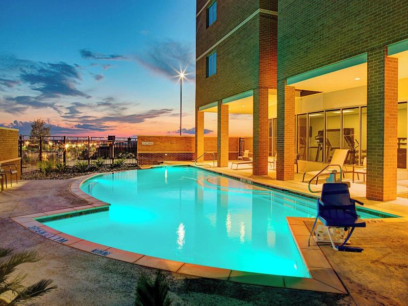 Courtyard by Marriott Dallas Carrollton image