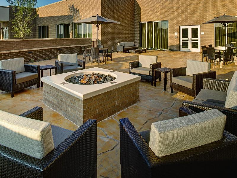 Courtyard by Marriott Dallas Carrollton image