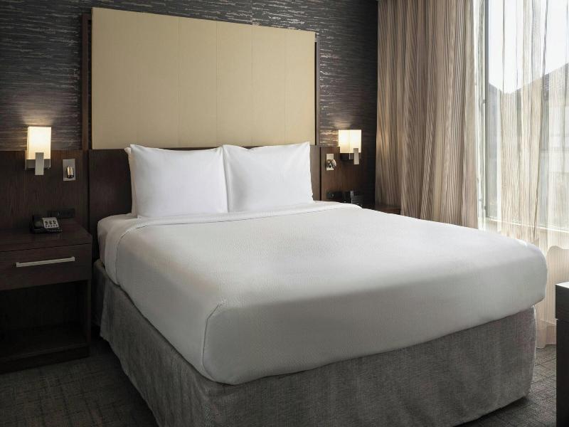 Residence Inn Los Angeles Pasadena/Old Town image