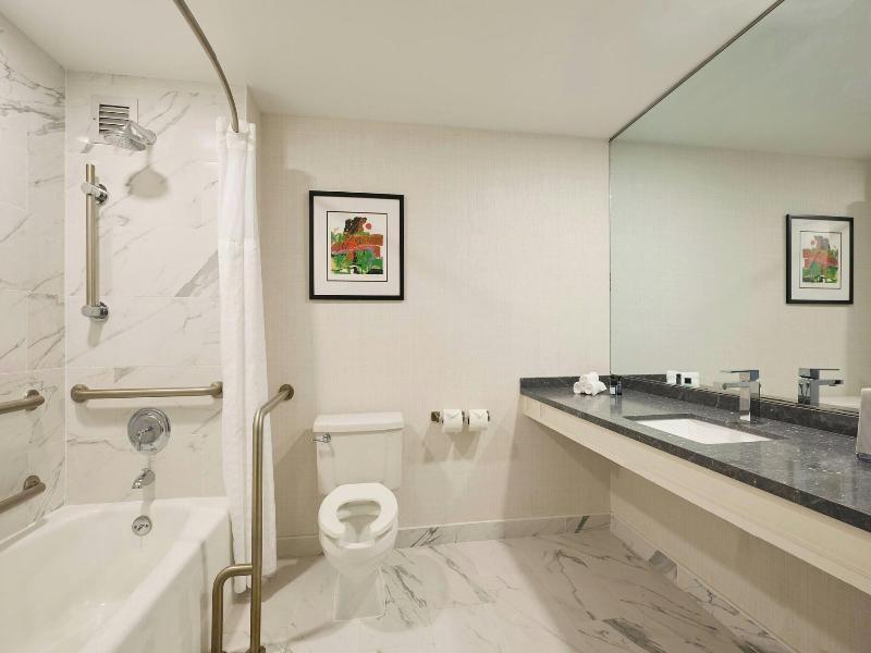 The Henry, Autograph Collection image