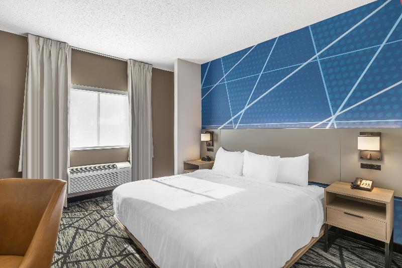Comfort Inn Davenport IA image