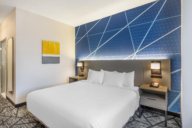 Comfort Inn Davenport IA image