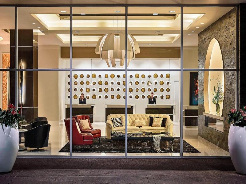 The Davenport Grand, Autograph Collection image