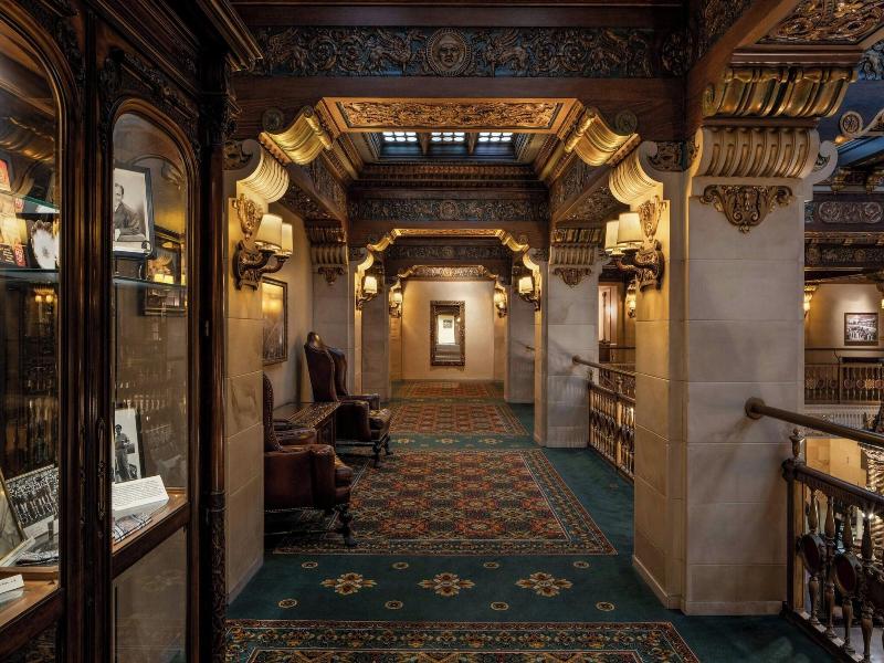 The Historic Davenport, Autograph Collection image