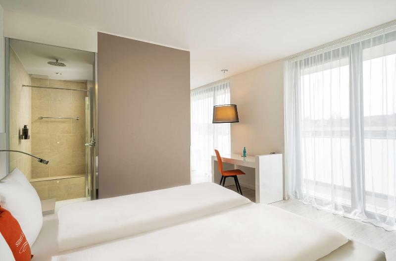elaya hotel kleve, Trademark Collection by Wyndham image