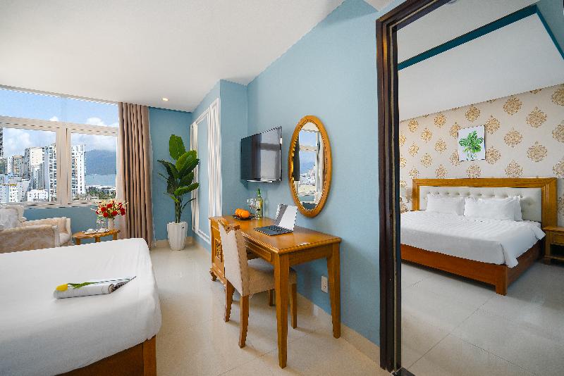 Royal Ocean Hotel image