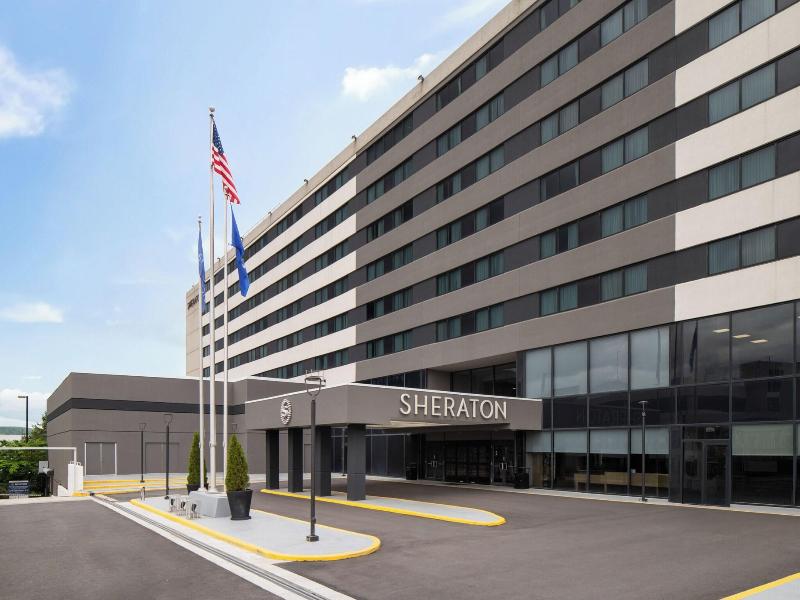 Sheraton Hartford Hotel at Bradley Airport image