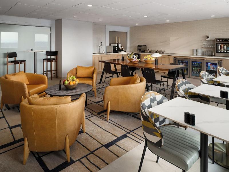 Sheraton Hartford Hotel at Bradley Airport image