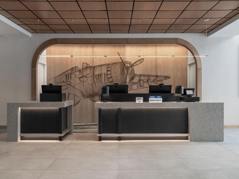 Sheraton Hartford Hotel at Bradley Airport image