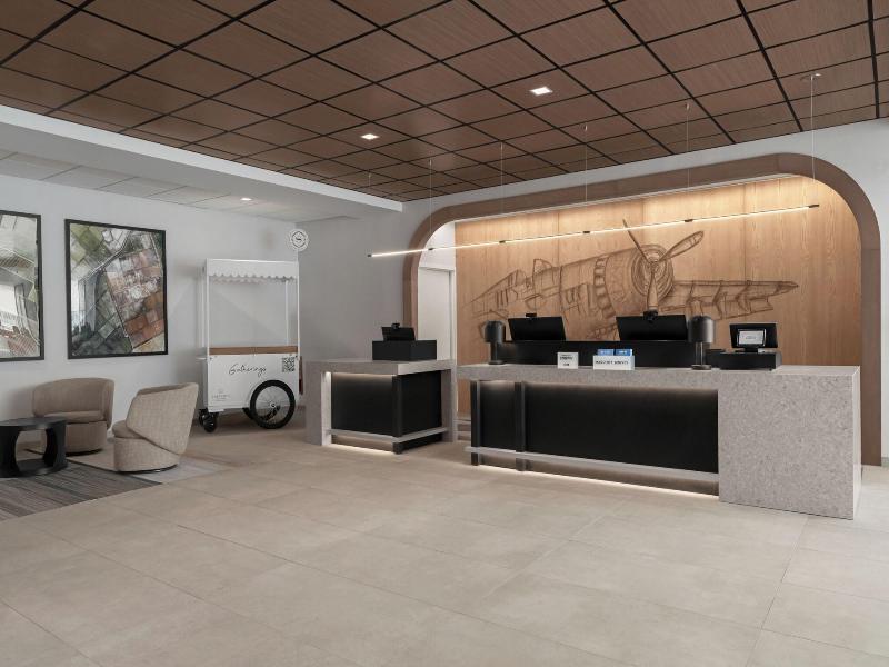 Sheraton Hartford Hotel at Bradley Airport image