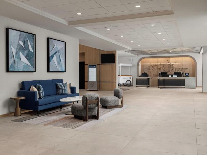 Sheraton Hartford Hotel at Bradley Airport image