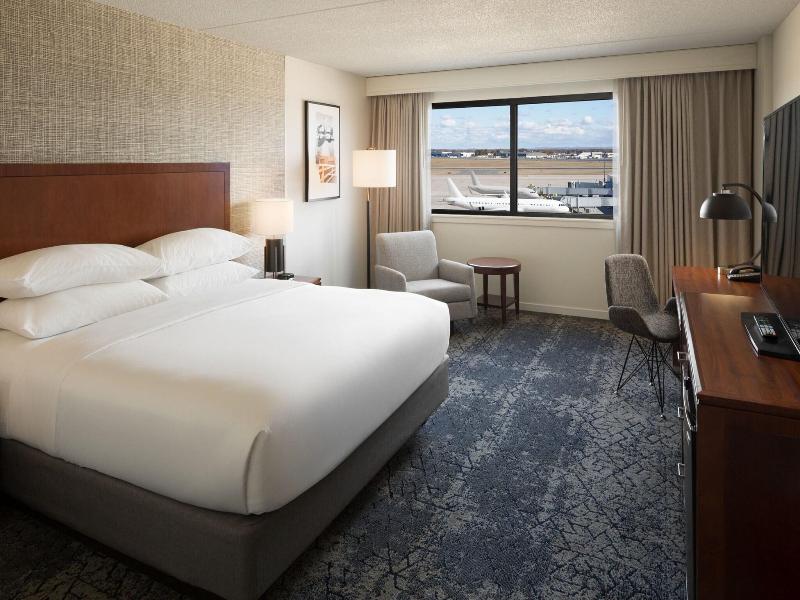 Sheraton Hartford Hotel at Bradley Airport image