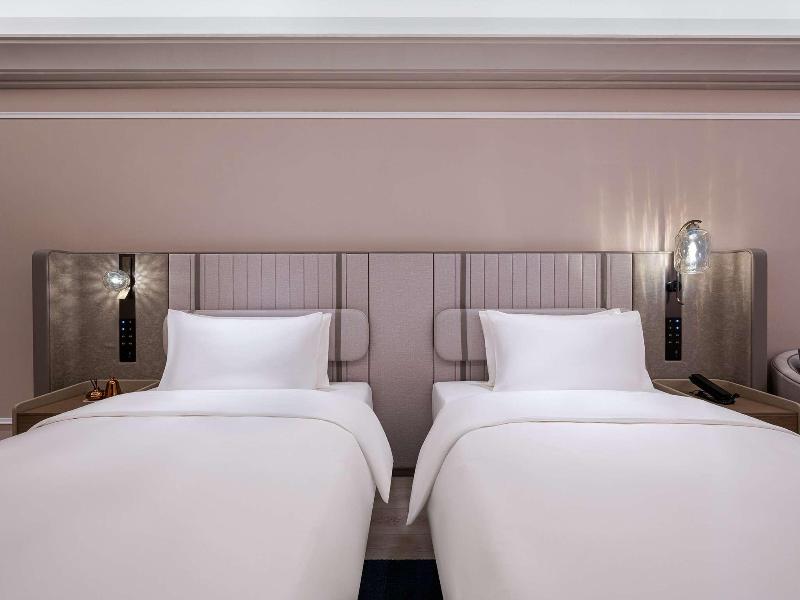 Mercure Beijing Lize Road image