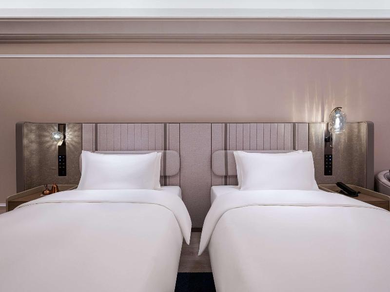 Mercure Beijing Lize Road image