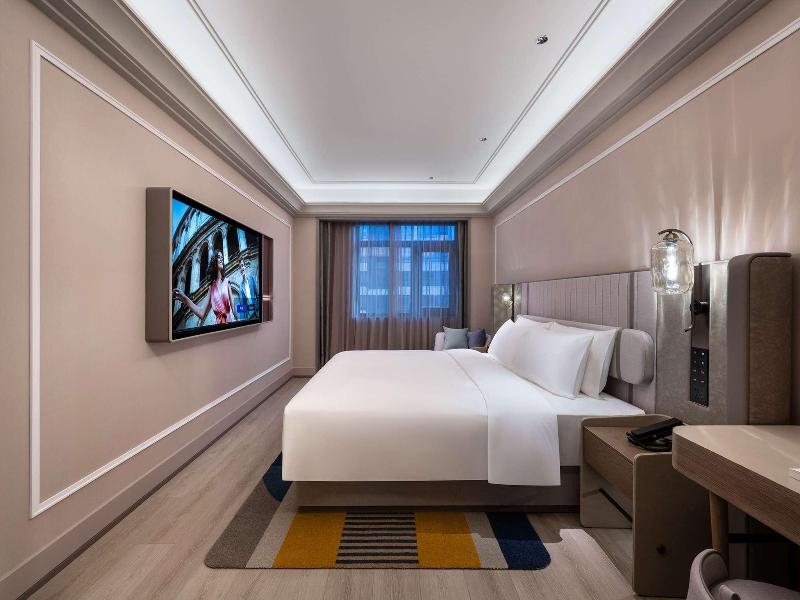 Mercure Beijing Lize Road image