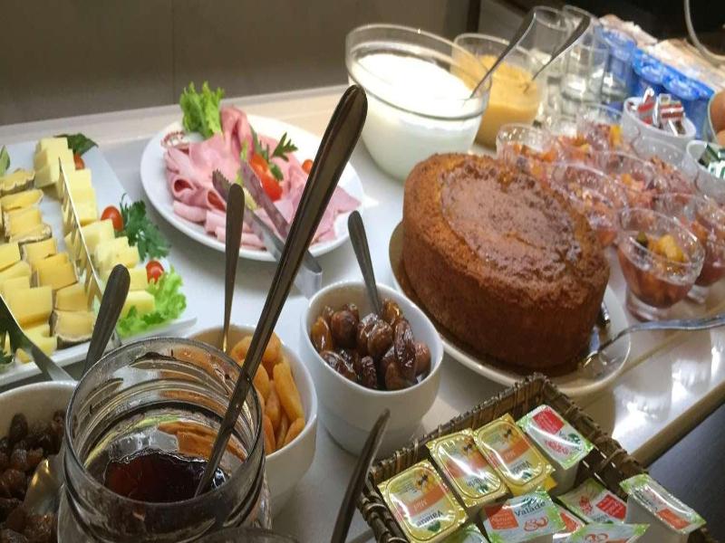 Brit Hotel Brive image