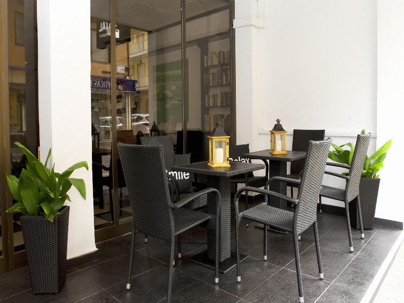 The Hostal Tierramar image