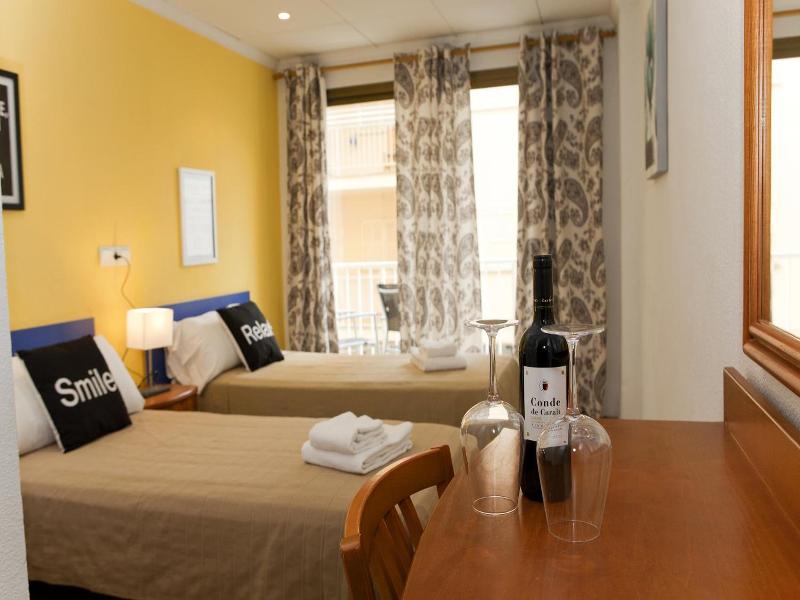 The Hostal Tierramar image