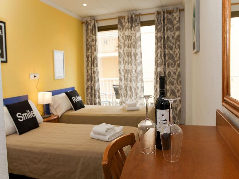 The Hostal Tierramar image