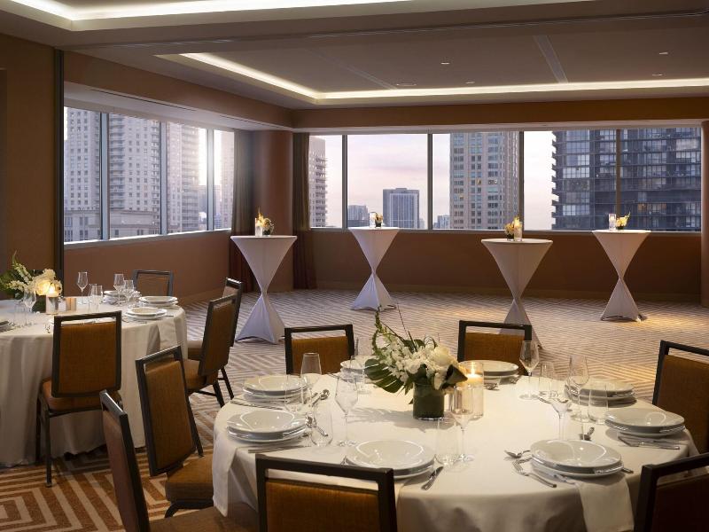  Residence Inn Chicago Downtown Magnificent Mile image