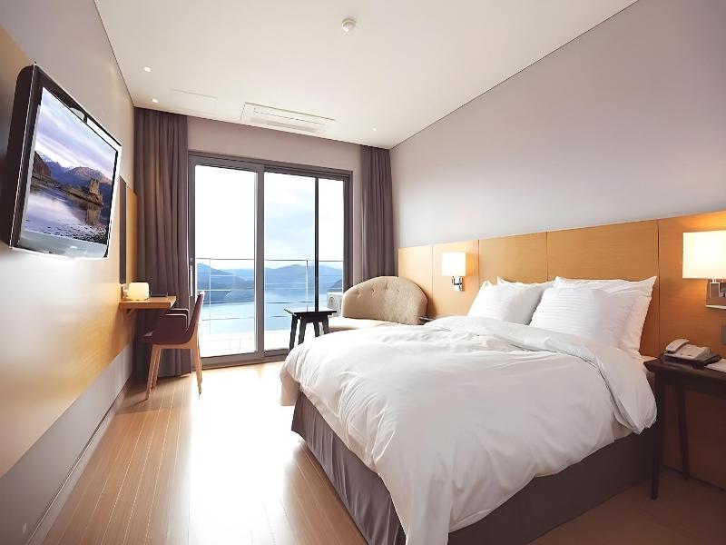 Asia Lakeside Hotel image