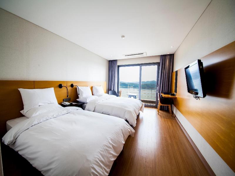 Asia Lakeside Hotel image