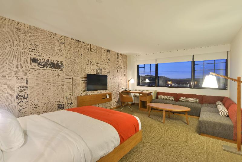 The Lismore Eau Claire - a DoubleTree by Hilton image
