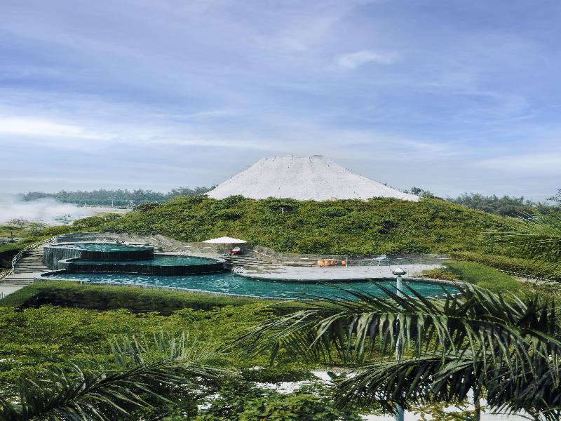 Danang Mikazuki Japanese Resorts & Spa image