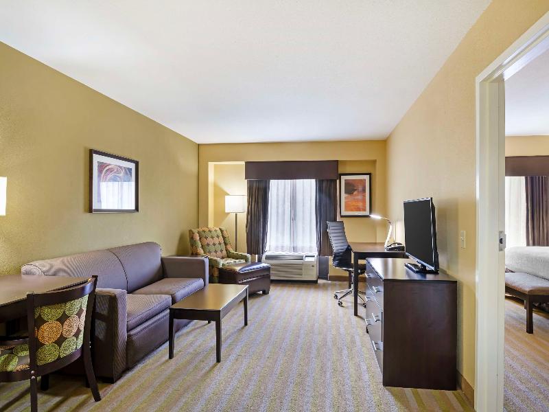 Best Western Plus Thornburg Inn & Suites image