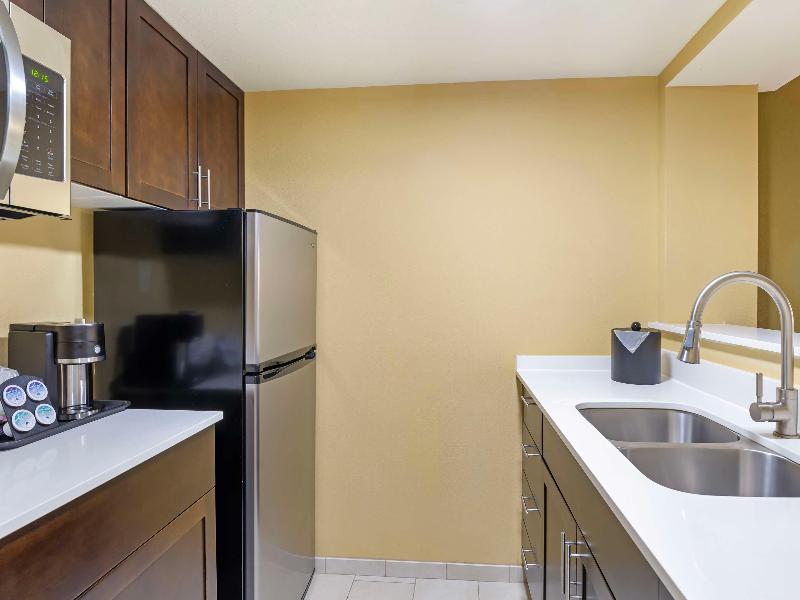 Best Western Plus Thornburg Inn & Suites image
