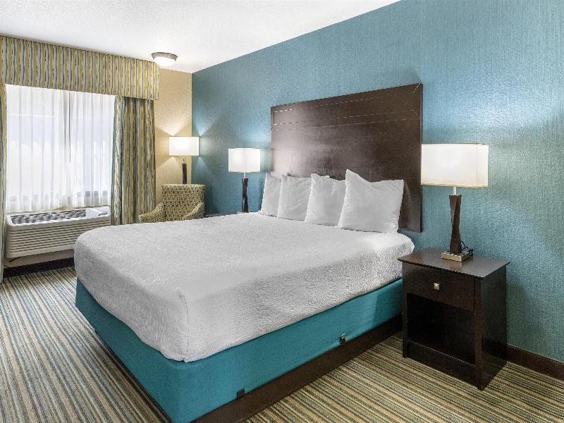 Best Western Long Beach Inn image