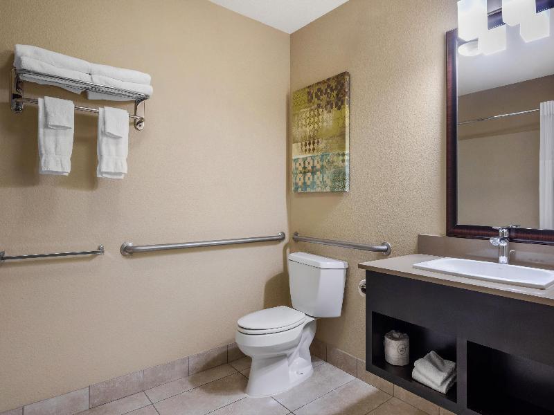 Best Western Long Beach Inn image