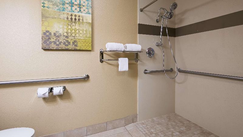 Best Western Long Beach Inn image