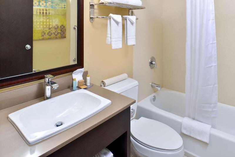 Best Western Long Beach Inn image