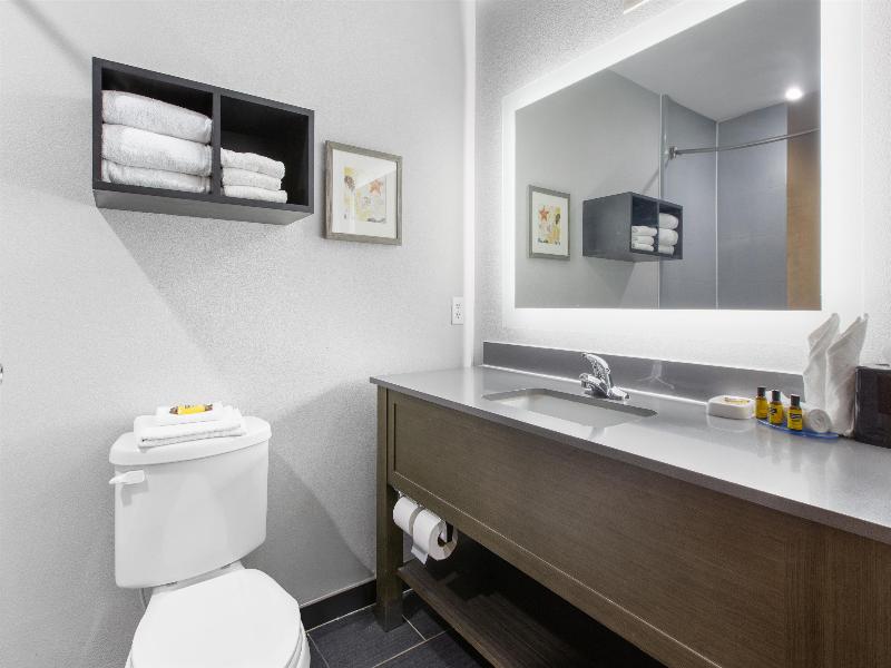 Best Western Plus Regency Park image