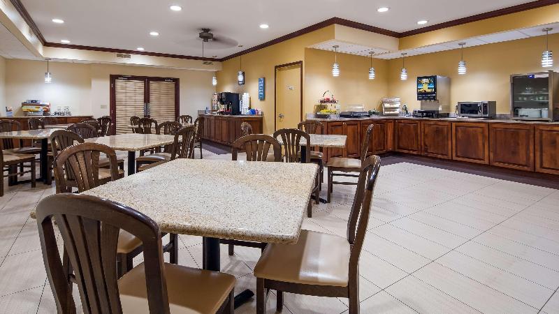 Best Western Geneseo Inn image 5