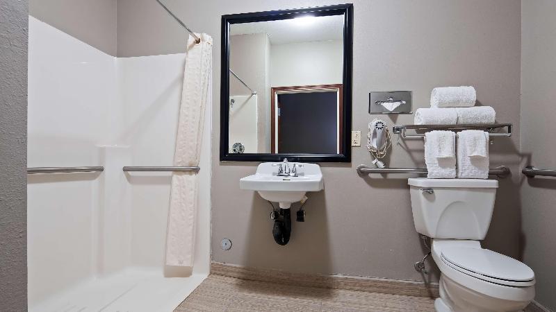 Best Western Geneseo Inn image