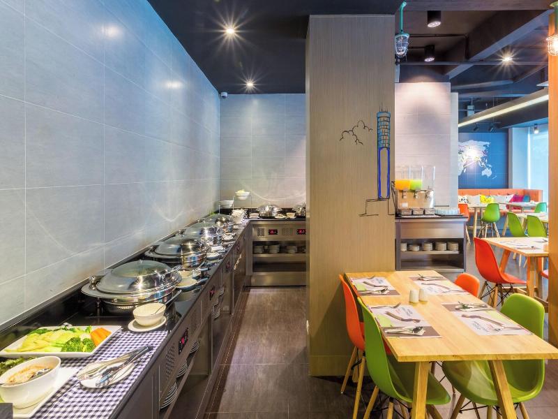 ibis Styles Bangkok Sukhumvit 50 image