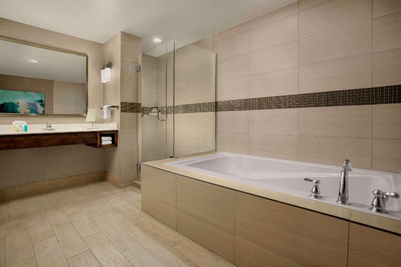 Hilton Garden Inn Lubbock image