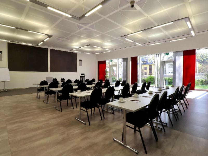 Webers Hotel im Ruhrturm Essen by Accor image