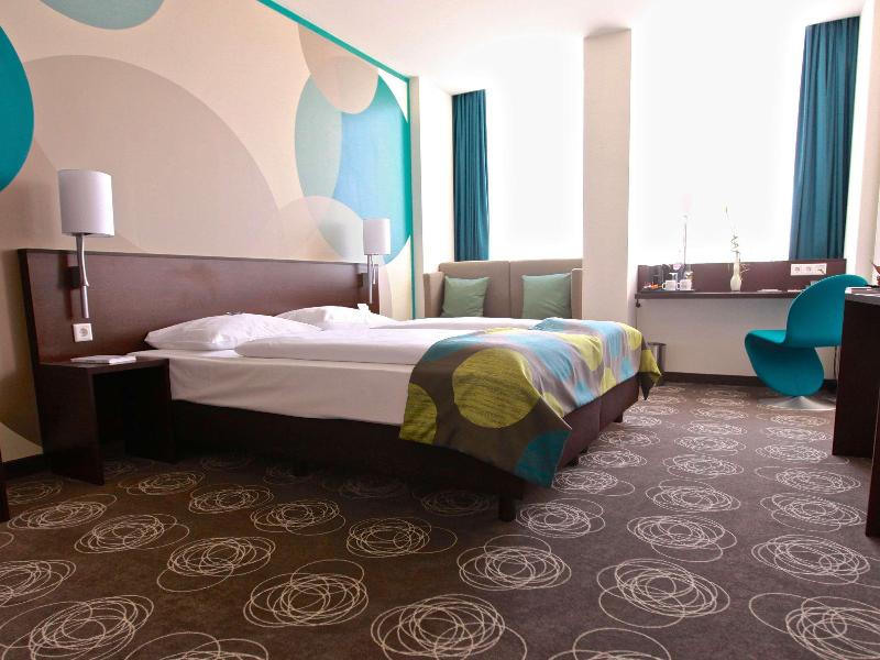 Webers Hotel im Ruhrturm Essen by Accor image