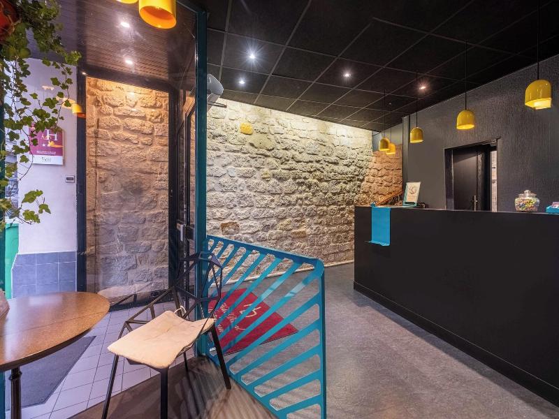Hotel Daval image