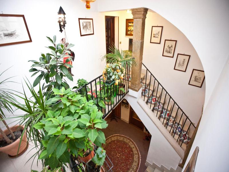 Moderno Hotel image