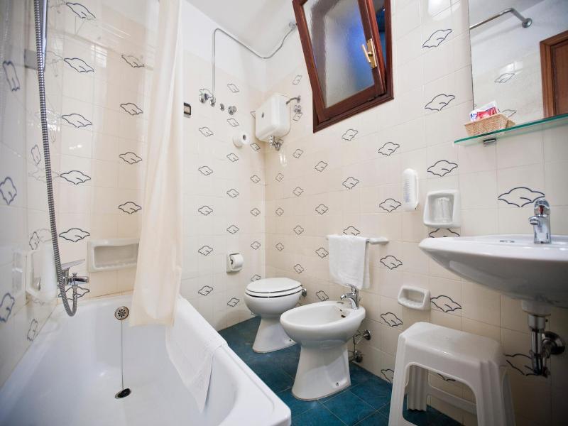 Moderno Hotel image