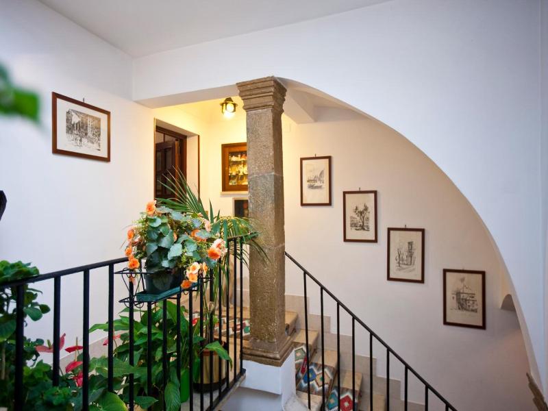 Moderno Hotel image