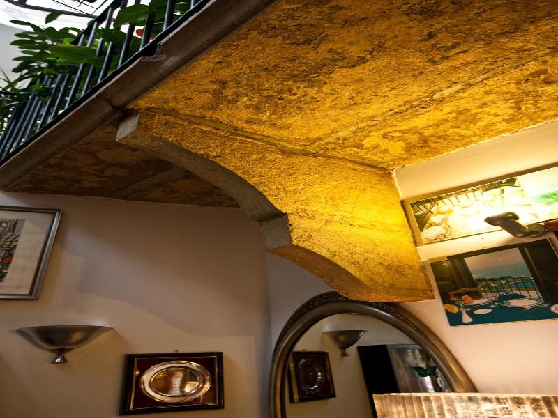 Moderno Hotel image