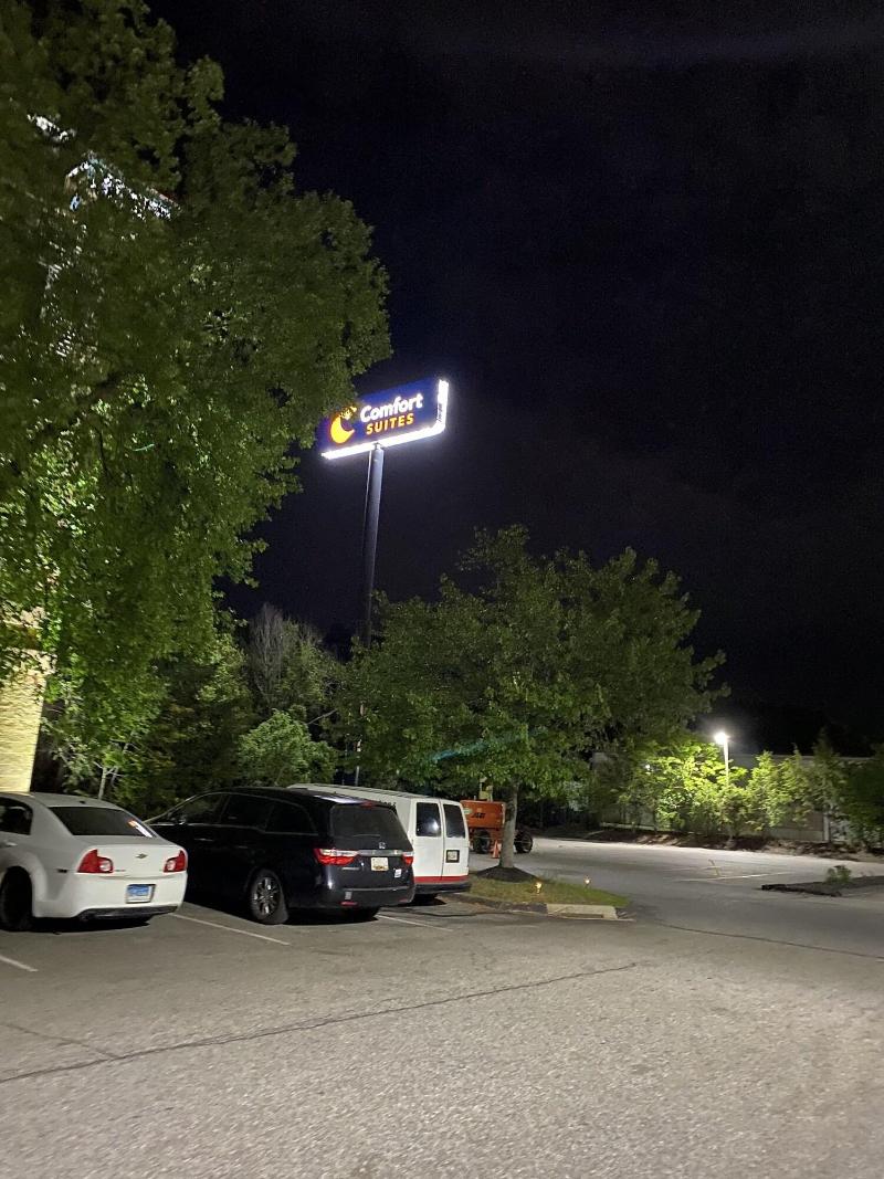 Comfort Suites Norwich image
