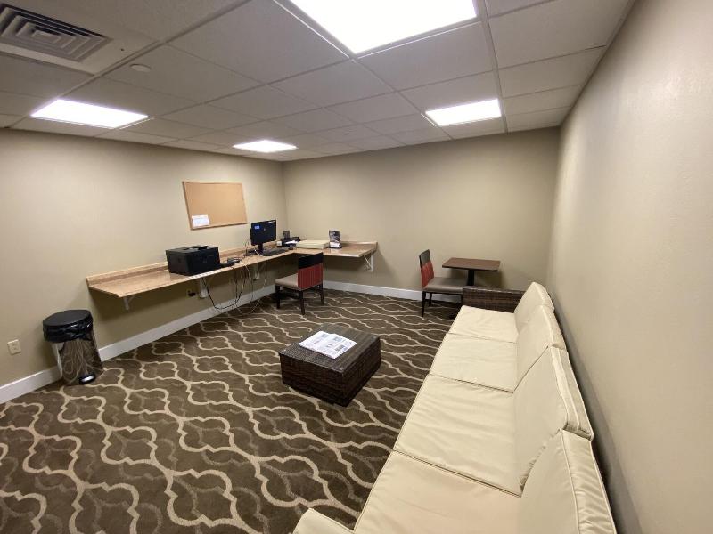 Comfort Suites Norwich image