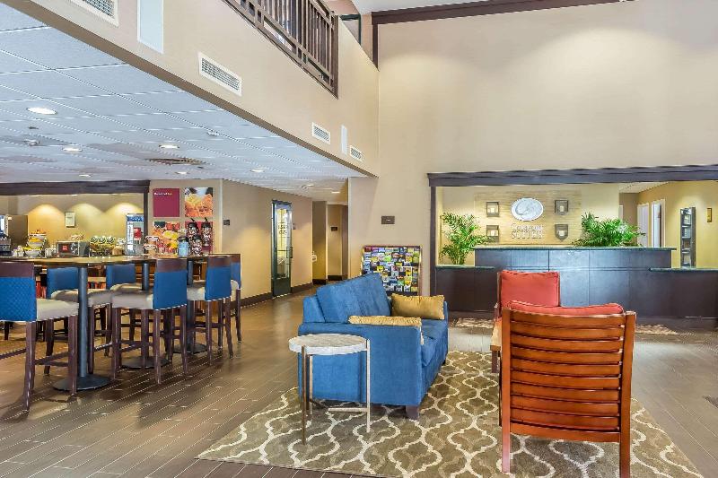 Comfort Suites Norwich image