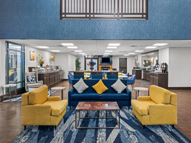 Comfort Suites Norwich image